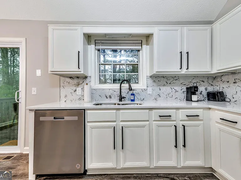 3959 Morning Dew Ct — Photo 18