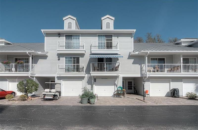 1st image of 2051 Vista Del Sol Cir