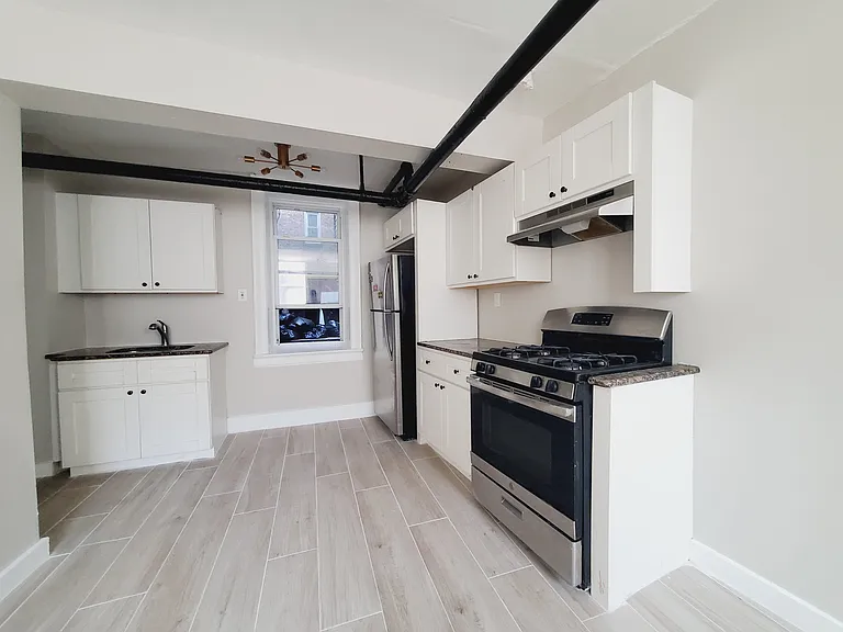 104 Belmont Ave #1B — Photo 1
