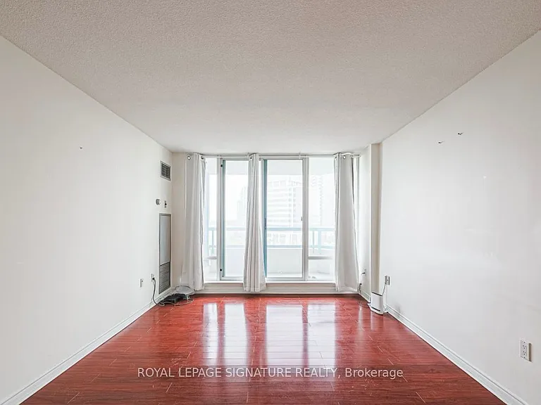 7250 Yonge St #1003 — Photo 19