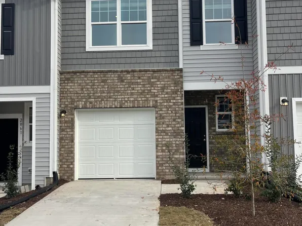 2063 Glen Crossing Dr, Durham, NC 27704
