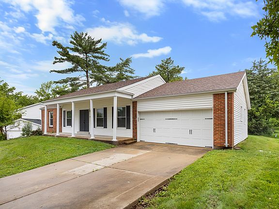 3rd image of 15391 Highcroft Dr