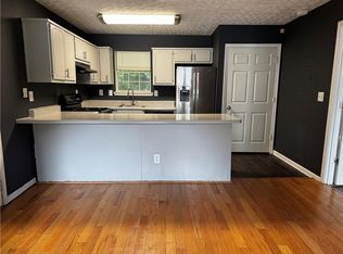 2023 Sitser Ln APT C, College Park, GA 30349