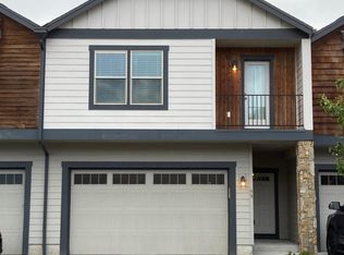 55 N 41st Pl, Ridgefield, WA 98642