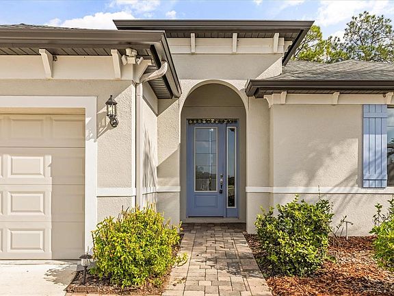 2nd image of 3918 Gaviota Dr