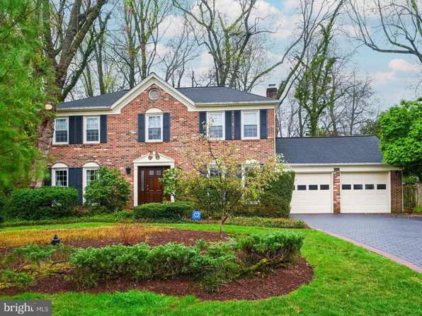 2583 Plum Tree Ct, Vienna, VA 22181