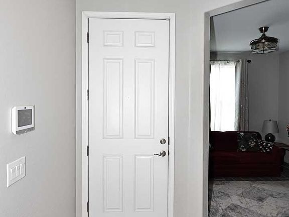 4th image of 1488 W HOPI Drive