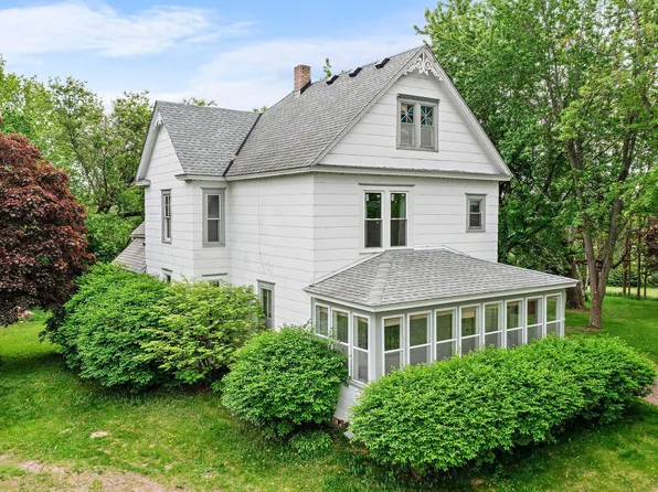 52905 Deerwood Ave, Rush City, MN 55069