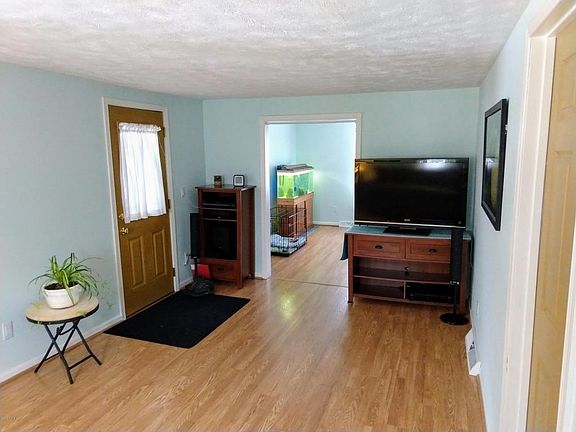5th image of 8048 E 88th St
