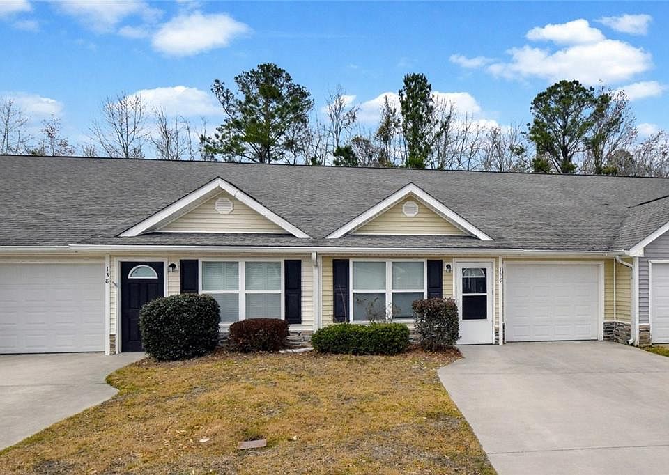 1st image of 136 Joshua Cir