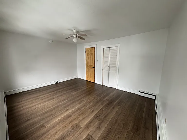 712 Laurel Blvd — Photo 16