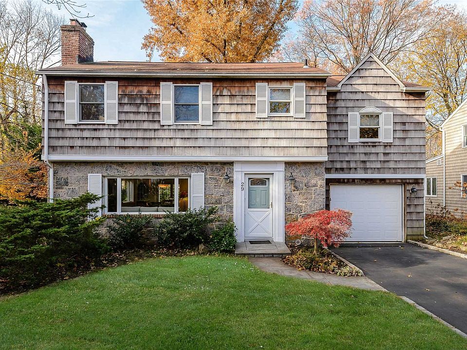 1st image of 29 Leeds Dr