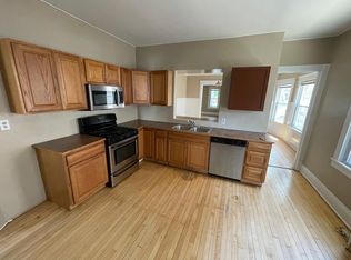 1908 E Newberry Blvd #1908, Milwaukee, WI 53211