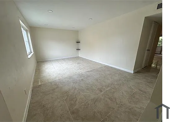 3 bed, 1428 sqft, $2,800 — Photo 4