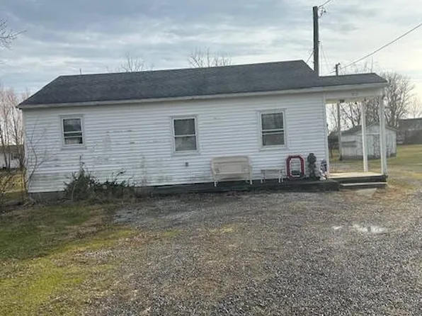 512 W Hoffman St, Ohio City, OH 45874