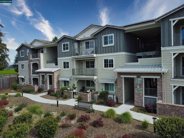 1410 Mauro Pietro Dr #203, Petaluma, CA 94954