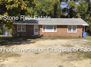 7522 Decatur Dr, Fayetteville, NC 28303