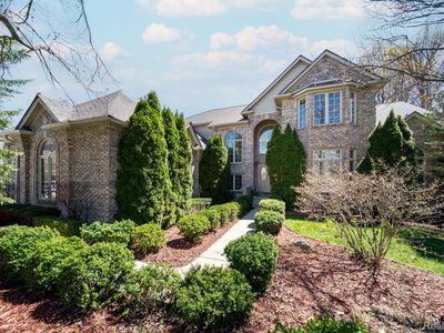 13056 Blue Lakes Cir, Shelby Township, MI, 48315
