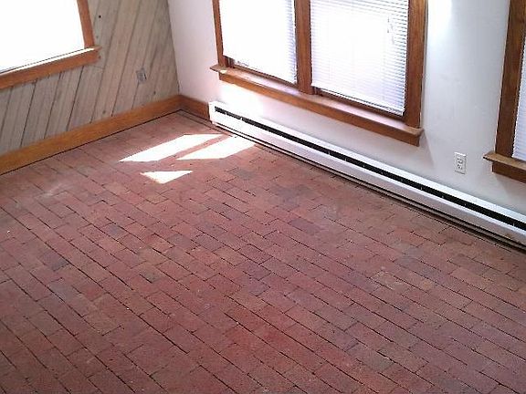2nd image of 1516 Swiftwood Dr