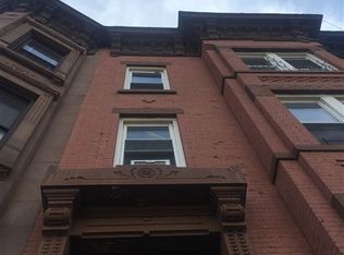 216 Van Buren St, Brooklyn, NY 11221