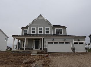 1470 Maple Heights Dr, Delaware, OH 43015