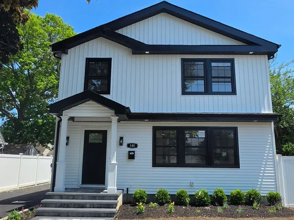 149 Fendale Street, Franklin Square, NY 11010