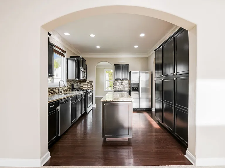 8865 Sweetshade Dr — Photo 11