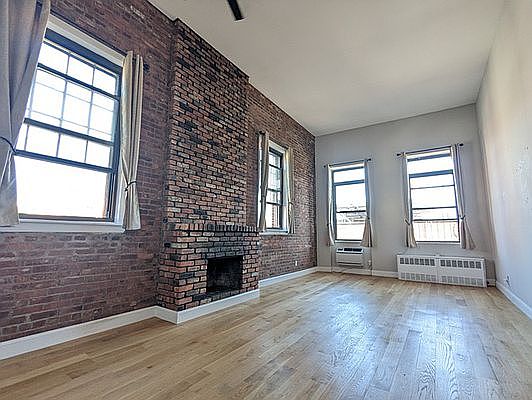 2nd image of 22 Jones St APT 6A