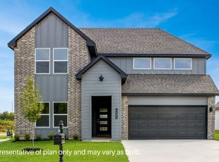 2403 W Birmingham St, Broken Arrow, OK 74011