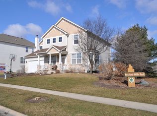 364 Oakmont Dr, Cary, IL 60013