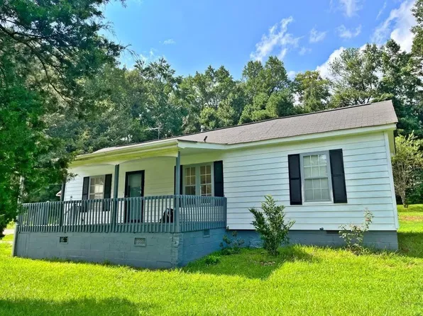 4573 Ben Hill Rd, Douglasville, GA 30134