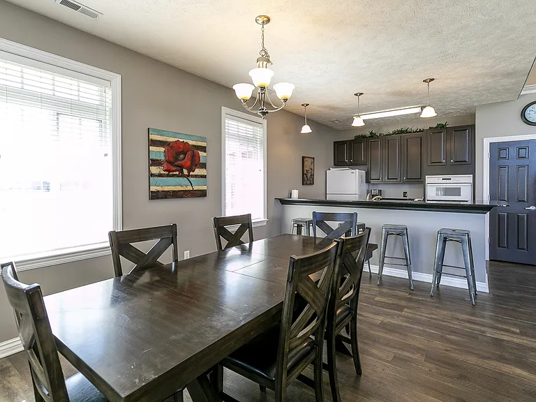 Lexington Ridge Apartments — Photo 15