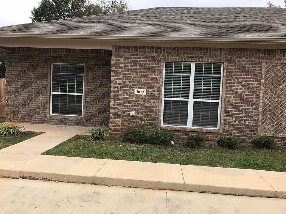 1st image of 109 Velvin Dr #A