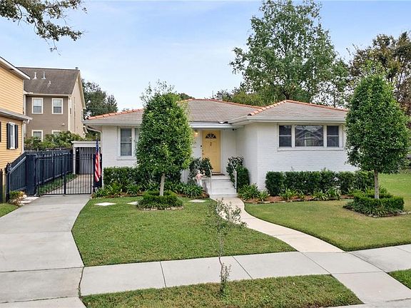 2nd image of 139 Middle Park Pl