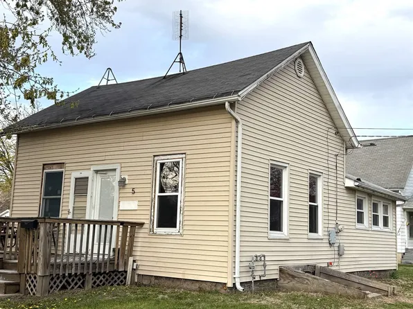 5 N 8th Ave, Canton, IL 61520
