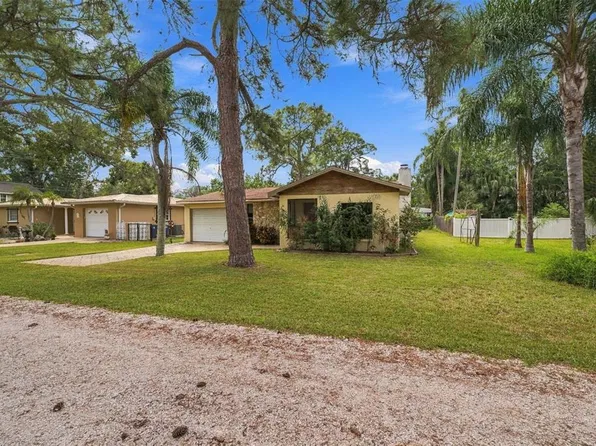 511 TENNESSEE AVENUE, CRYSTAL BEACH, FL 34681