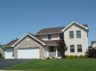 1047 N Shadow Wood Dr, Byron, IL 61010