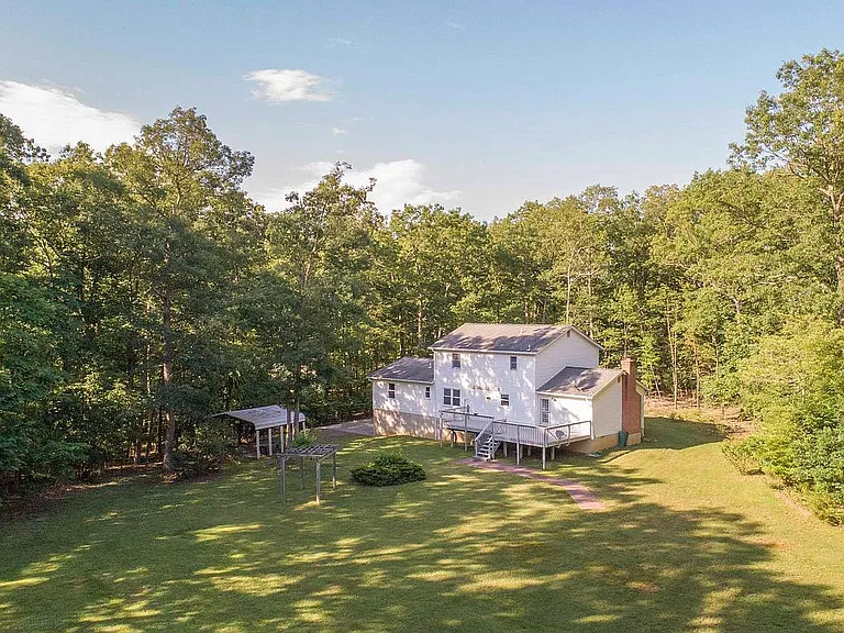 581 Running Bear Ct — Photo 19