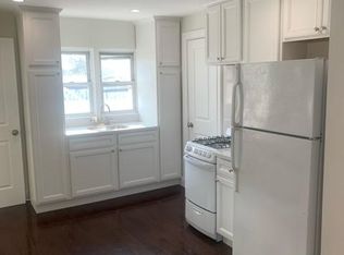 1350 Sun Ave, Elmont, NY 11003