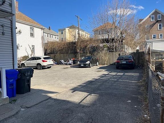 5th image of 128-130 Summer St