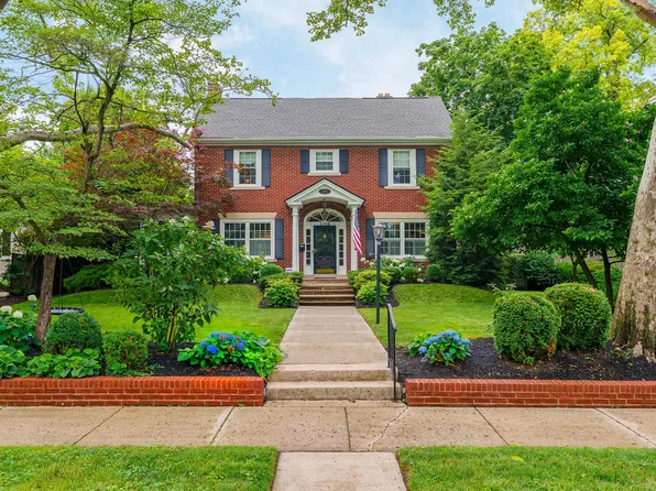 2356 Sherwood Rd, Columbus, OH 43209