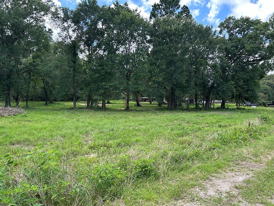 2nd image of N Mount Mariah Rd