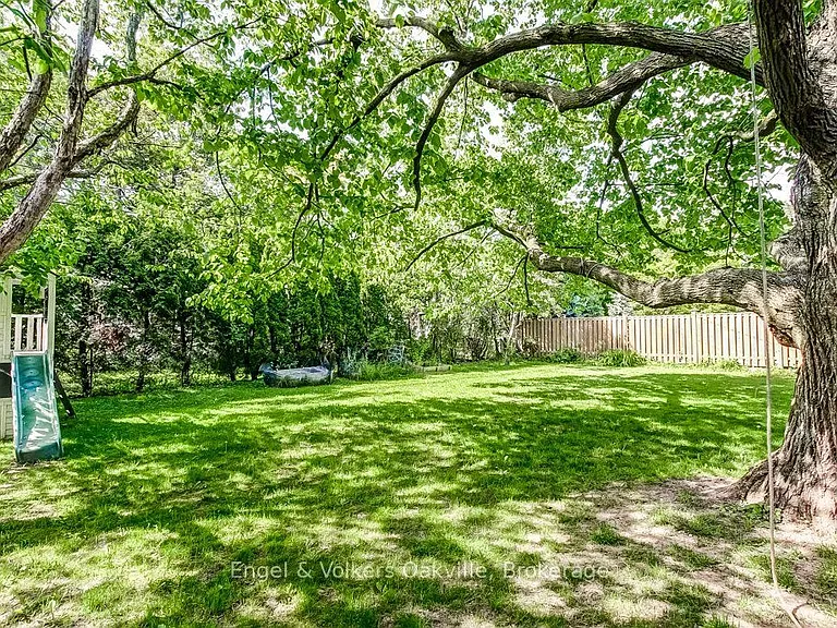 75 Ridge Dr — Photo 46