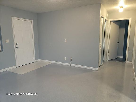 5th image of 4276 NW 21st Ave Unit A