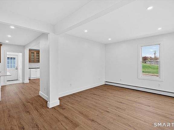 4th image of 59 Southmayd Road