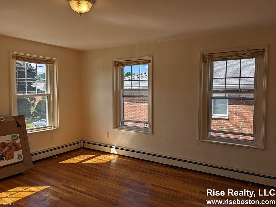 261 Lexington St. #2 Watertown Unit Photo 6