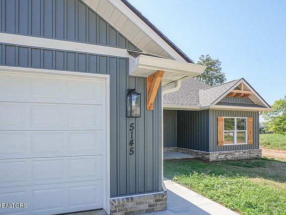 4th image of 5145 Gregory Rd