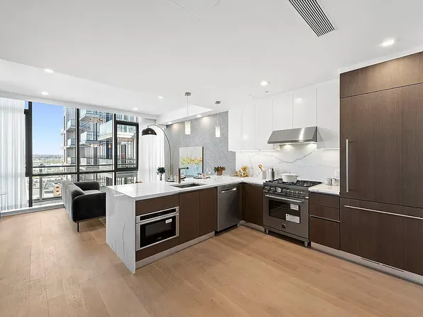 33-66 Farrington St, Flushing, NY