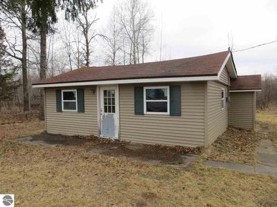 2047 Greenwood Rd, Prescott, MI, 48756