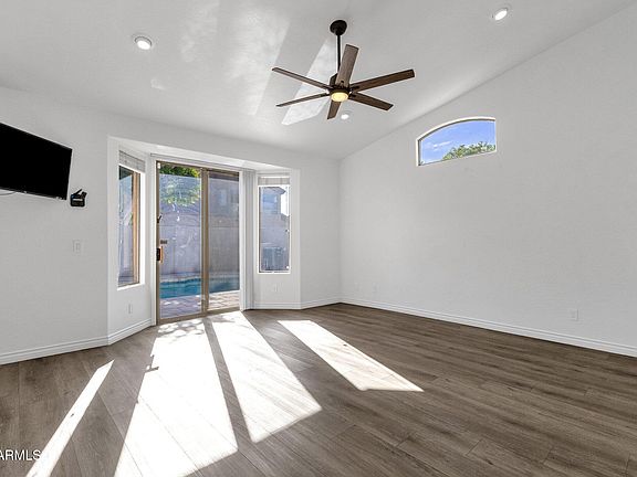 5th image of 6419 E PARADISE Lane